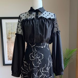 Lace shoulders black blouse